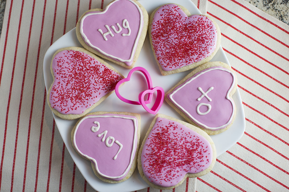 Read more about the article Treat Your Valentine To Sugar Cookies