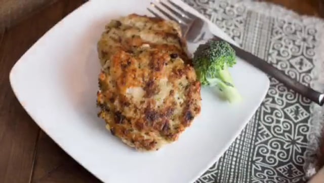Read more about the article Look Over My Shoulder: Chicken Broccoli Patty
