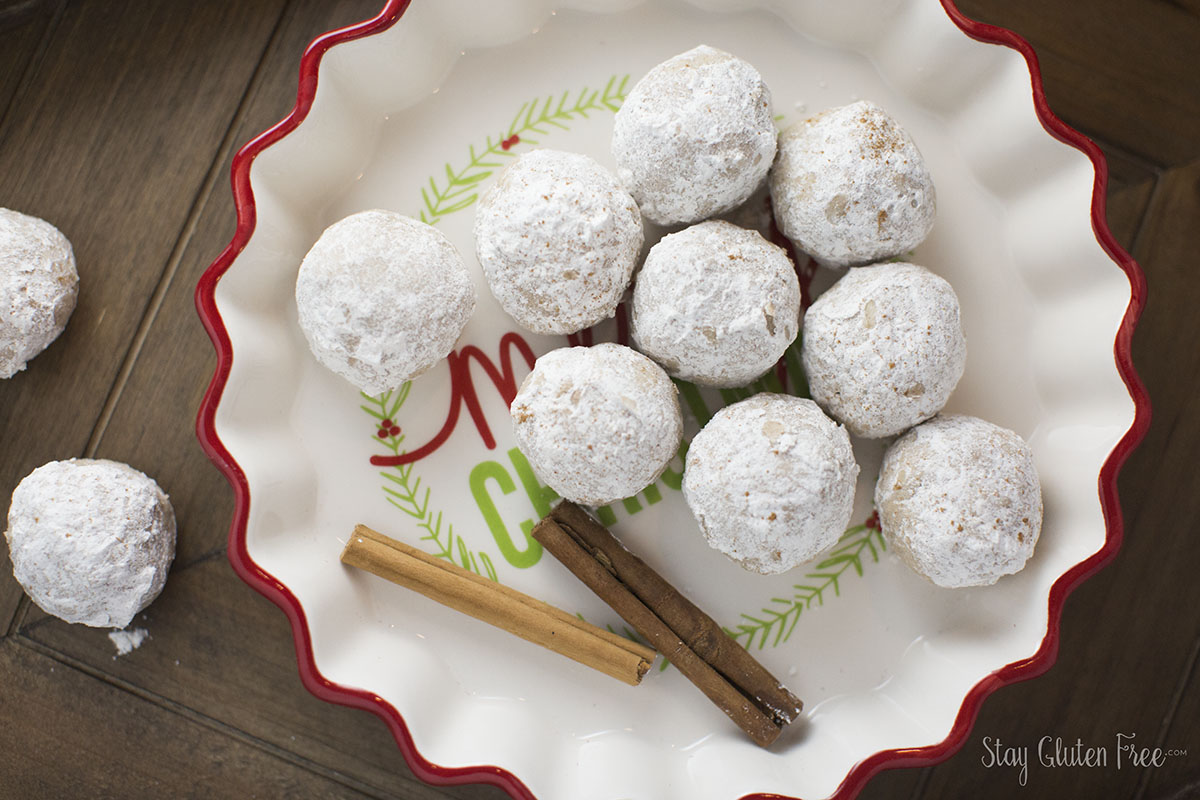 You are currently viewing Gluten Free Snowball Cookies