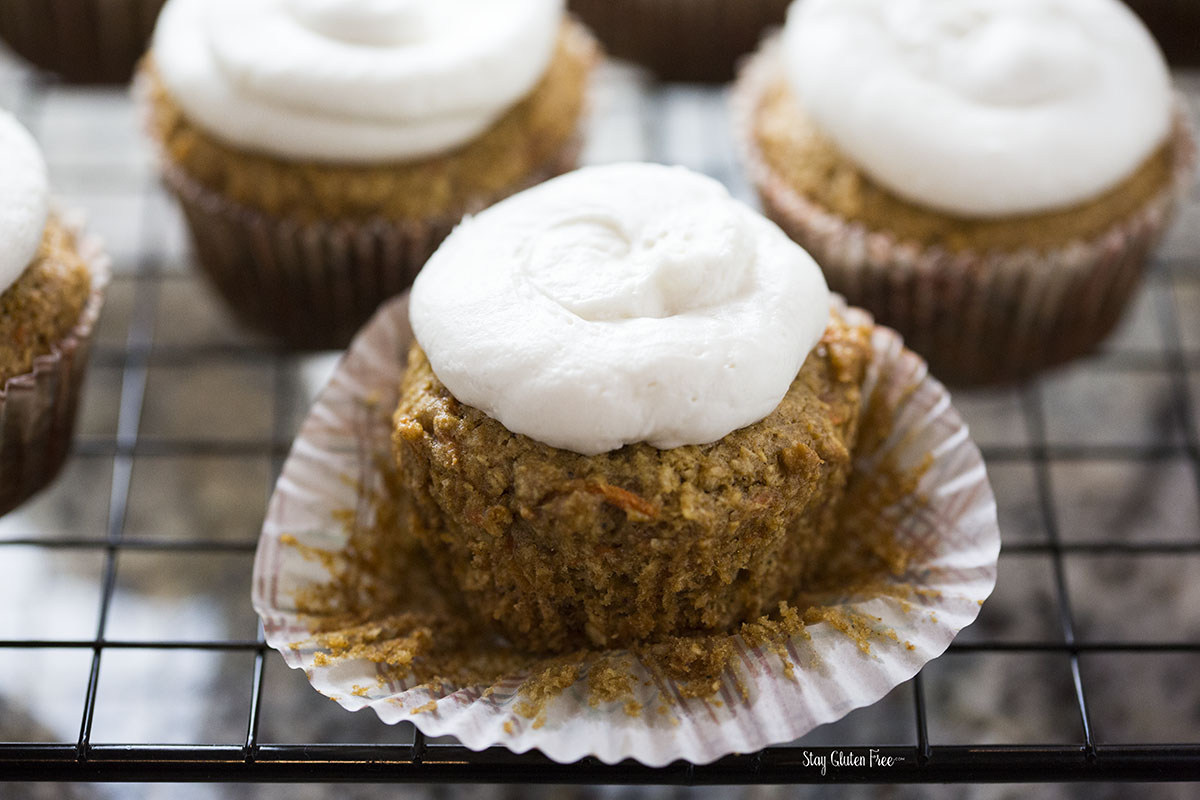 You are currently viewing Gluten Free Carrot Cake Cupcakes