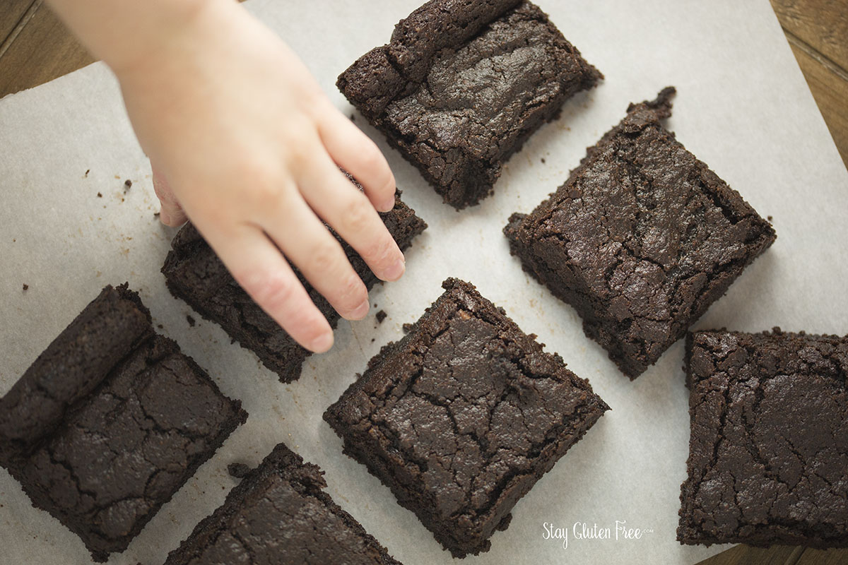 You are currently viewing Gluten Free Chewy Fudgy Homemade Brownies