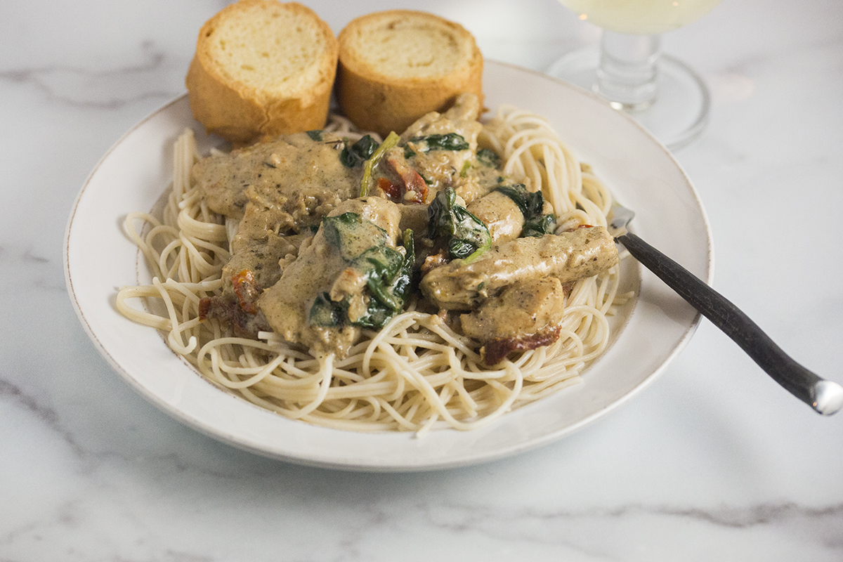 You are currently viewing Dairy Free Creamy Tuscan Chicken