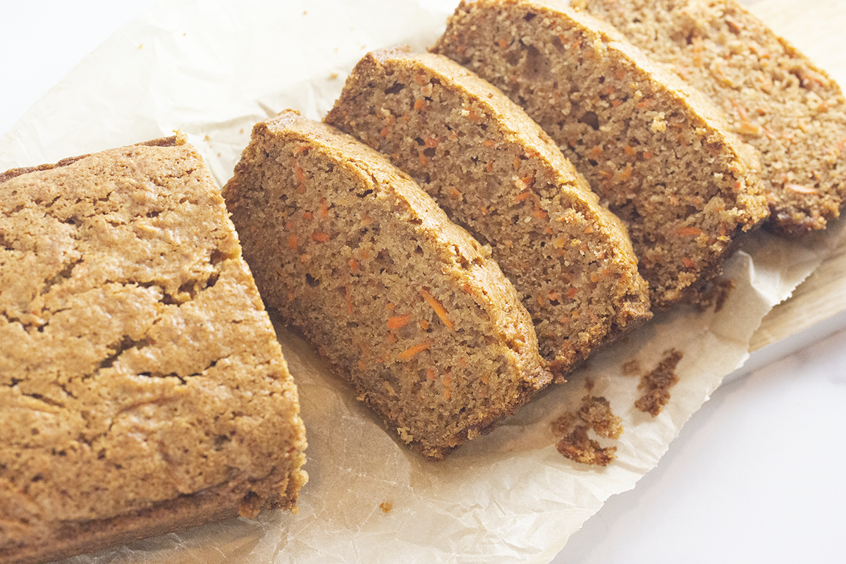 You are currently viewing Gluten Free Carrot Cake Quick Bread